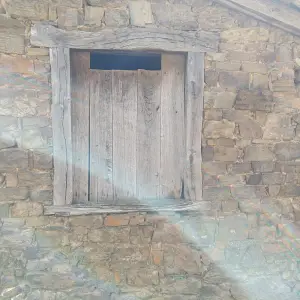 Menno 01 Raam in huis in Pumarena